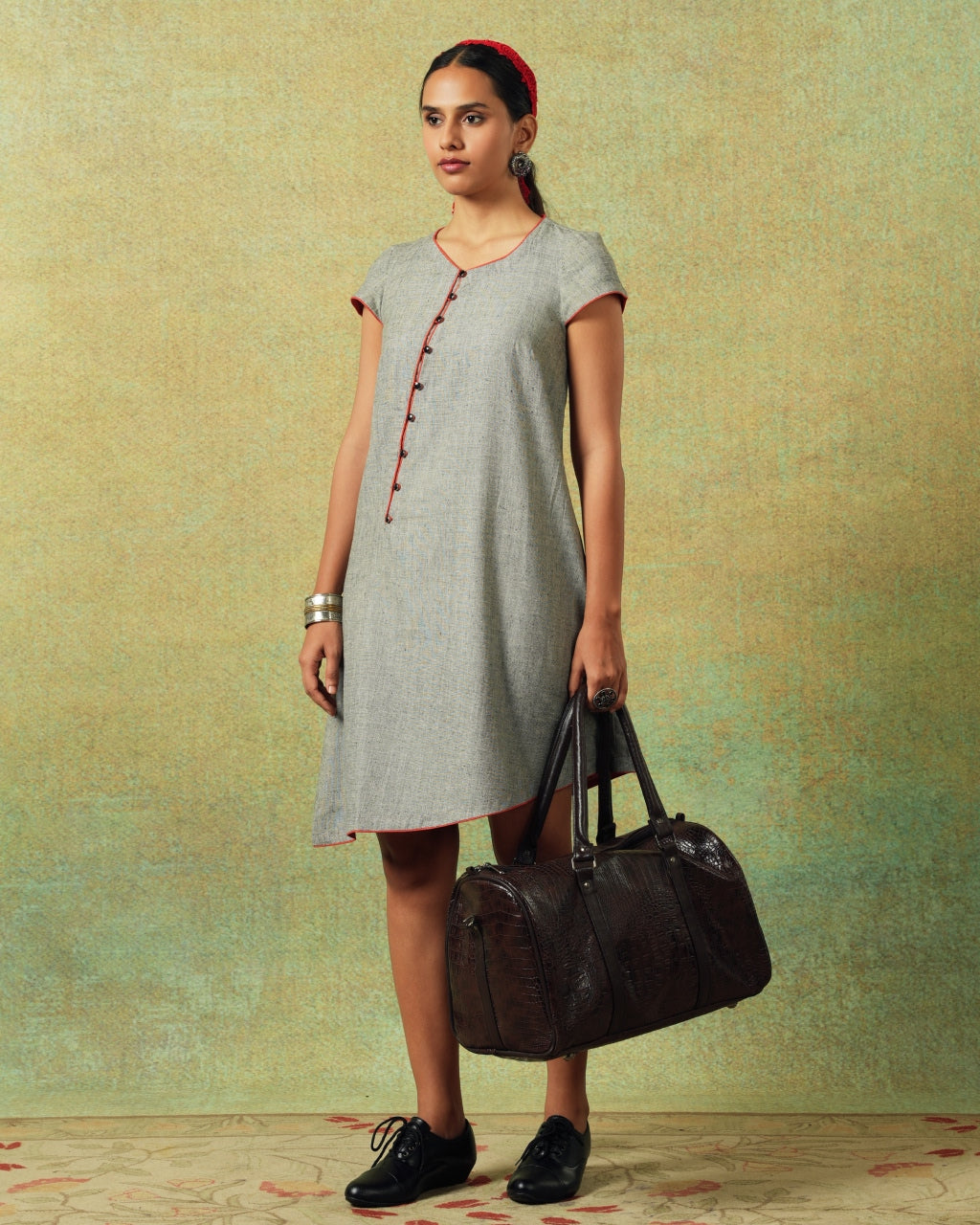Short-sleeved grey A-line dress with subtle black and white accents – RA Studio