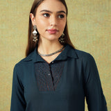 Collared Blue Dress with Details Straight Cut