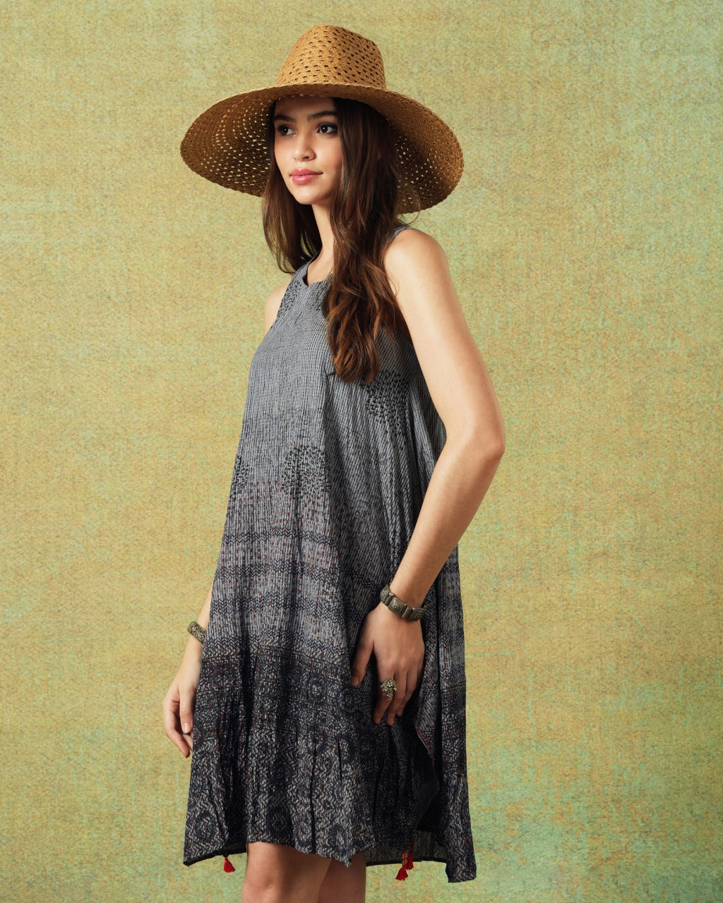 Crinkled Black Grey Breezy Shift Dress Gently Flared Dress