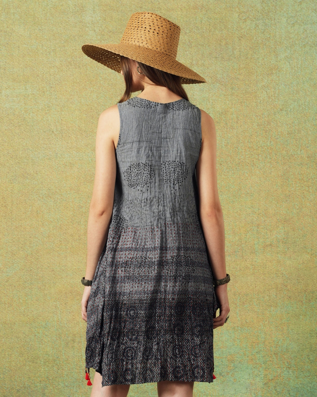 Crinkled Black Grey Breezy Shift Dress Gently Flared Dress