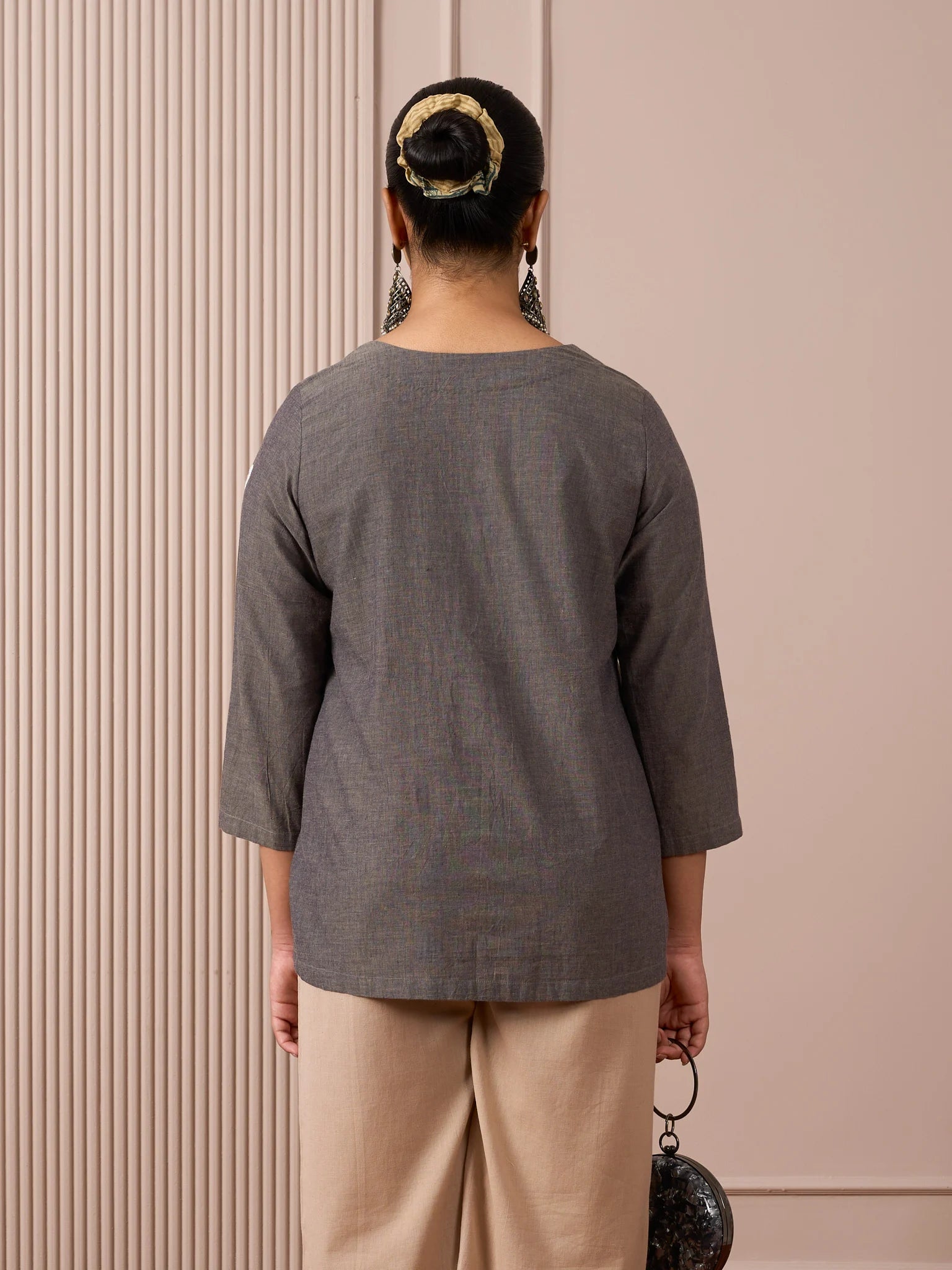 RA Studio Dark Grey Mangalgiri With White Embroidery