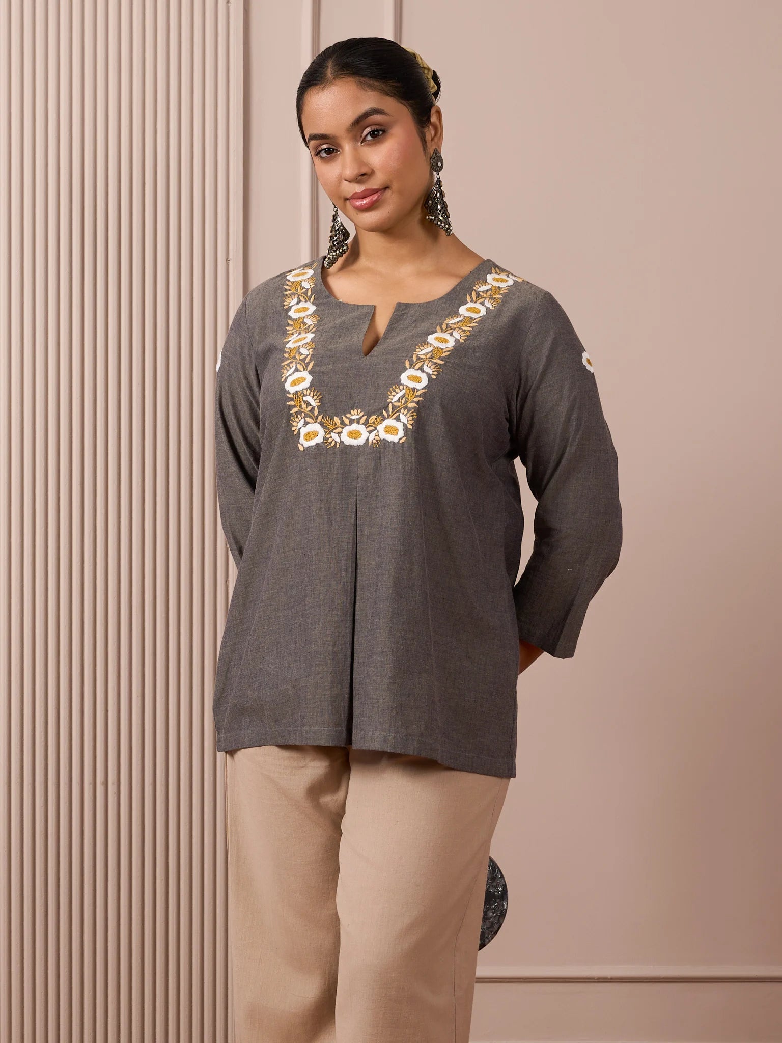 RA Studio Dark Grey Mangalgiri With White Embroidery