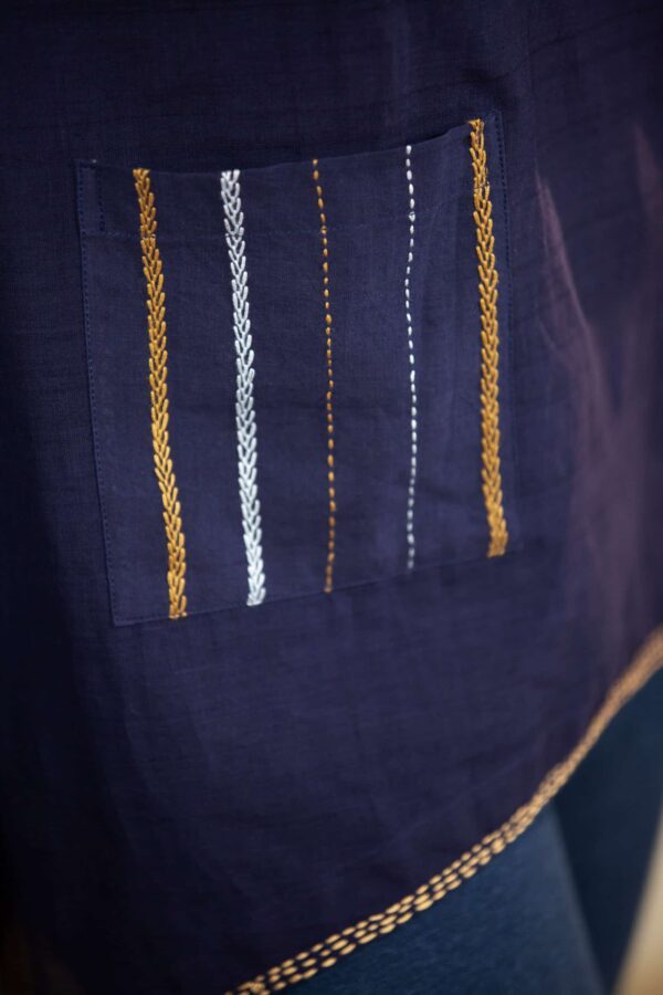 Hand Embroidered Navy Blue Mangalgiri Cotton Kurta - Image 3