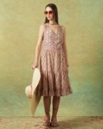 Pink crinkled Jaipur block print halter neck dress with Jaal pattern – RA Studio