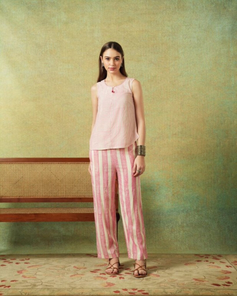 Sleeveless Tunic Pink Thin Stripes and Flared Bottom Pants Pink Wide Stripes