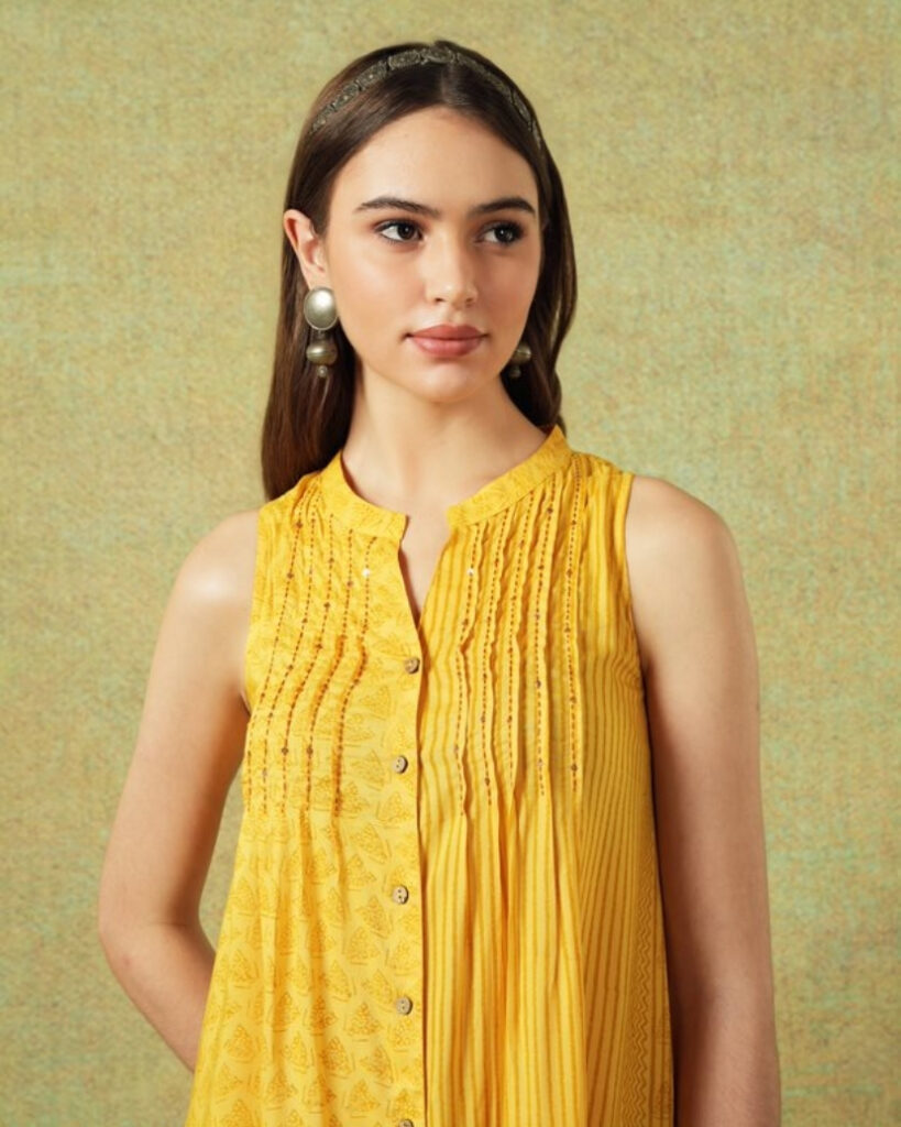 Sleeveless A-line Shirt Dress Yellow Moth and Stripe Print