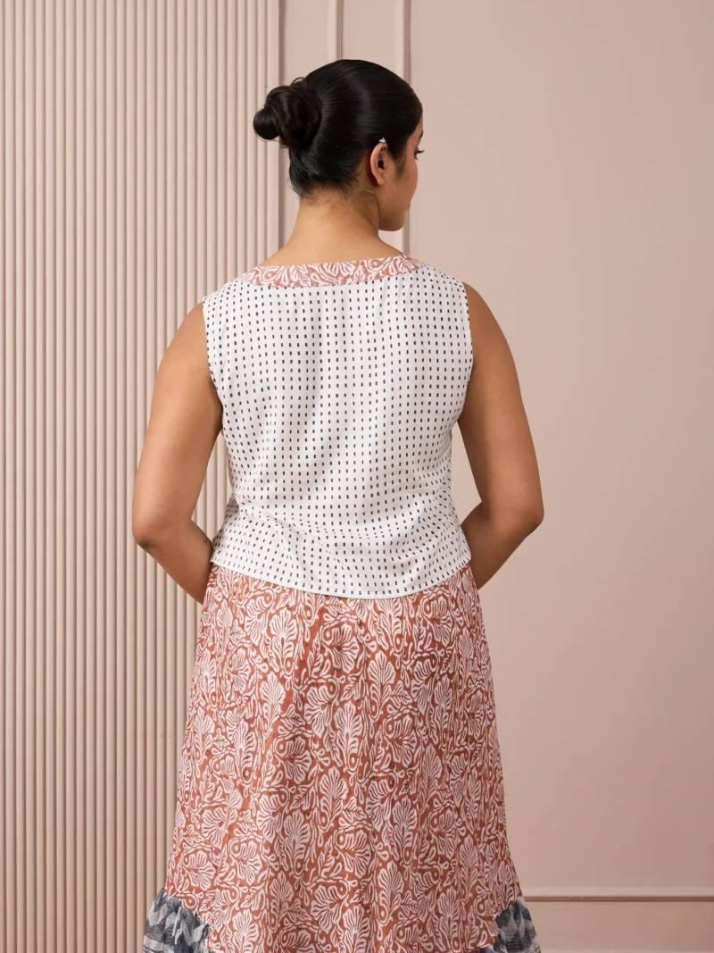 RA Studio Rust Red Mulmul Skirt with Blue Border & Cotton Inner