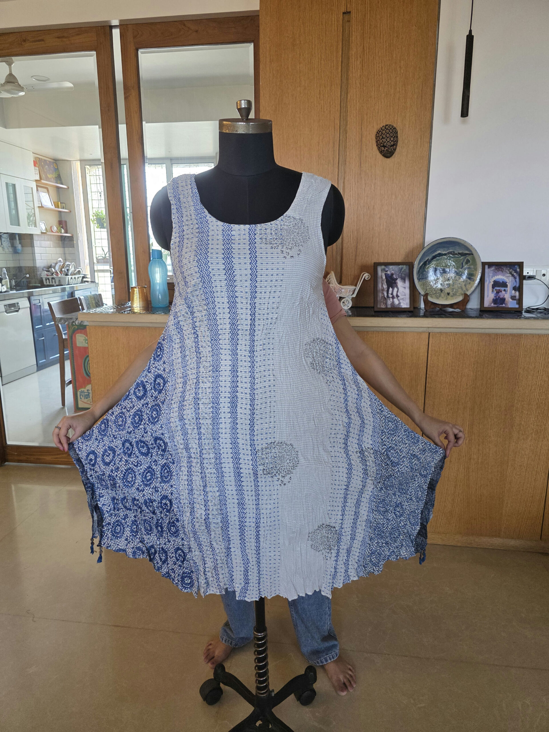 S33B-RBP07 Crinkled Sleeveless Blue Beach Wear Tunic Flared - Image 1