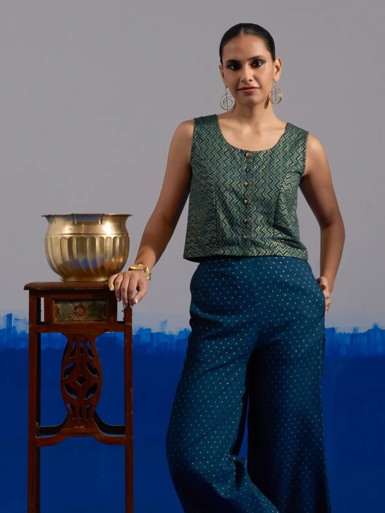 RA Studio Blue Base Zig-Zag Block Print Princess Line Sleeveless Crop Top with Front Buttons