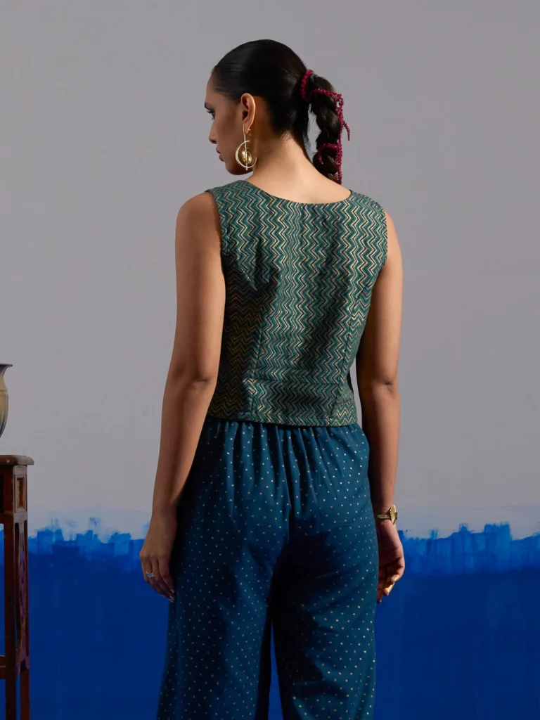 RA Studio Blue Base Zig-Zag Block Print Princess Line Sleeveless Crop Top with Front Buttons